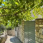 Apartamento Lucas Himare