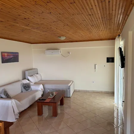 Lucas Apartamento